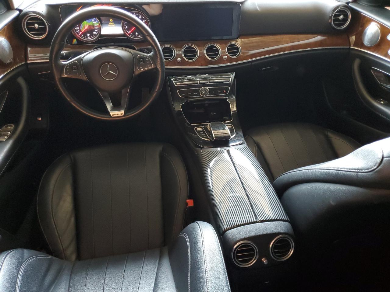 2018 Mercedes-Benz E 300 VIN: WDDZF4JB1JA303402 Lot: 63264775