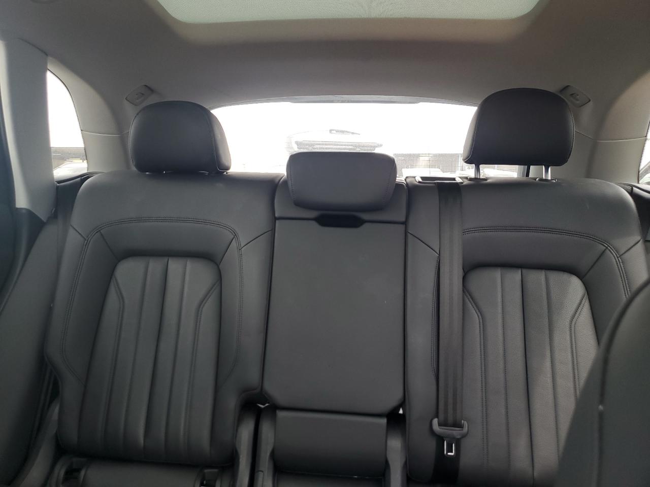 wa1anafy2k2090245 WA1ANAFY2K2090245 2019 Audi Q5 Premium