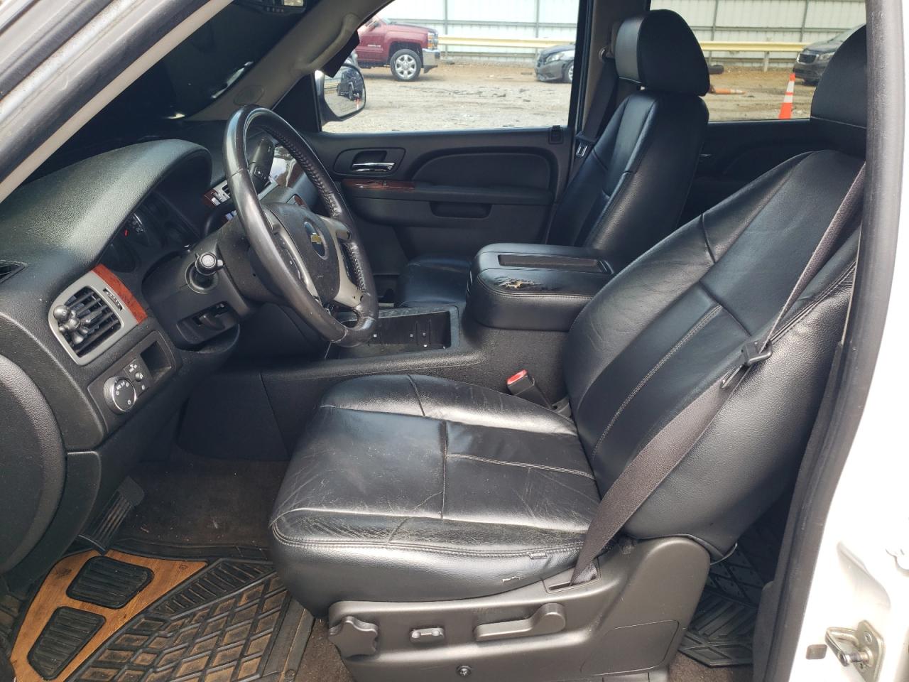 2011 Chevrolet Tahoe C1500 Ls VIN: 1GNSCAE09BR226266 Lot: 64352165