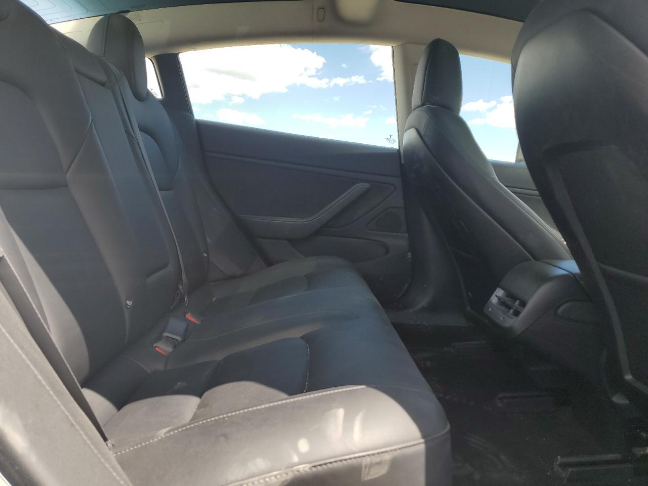 2018 Tesla Model 3 VIN: 5YJ3E1EA7JF031626 Lot: 64259715