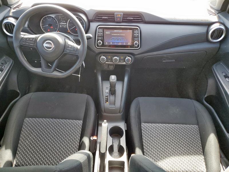  NISSAN VERSA 2024 Silver