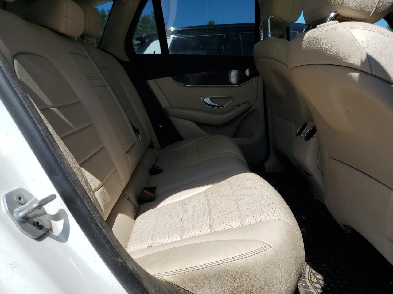 2016 Mercedes-Benz Glc 300 4Matic VIN: WDC0G4KB3GF011397 Lot: 65627365