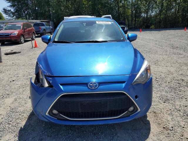  TOYOTA YARIS 2019 Granatowy
