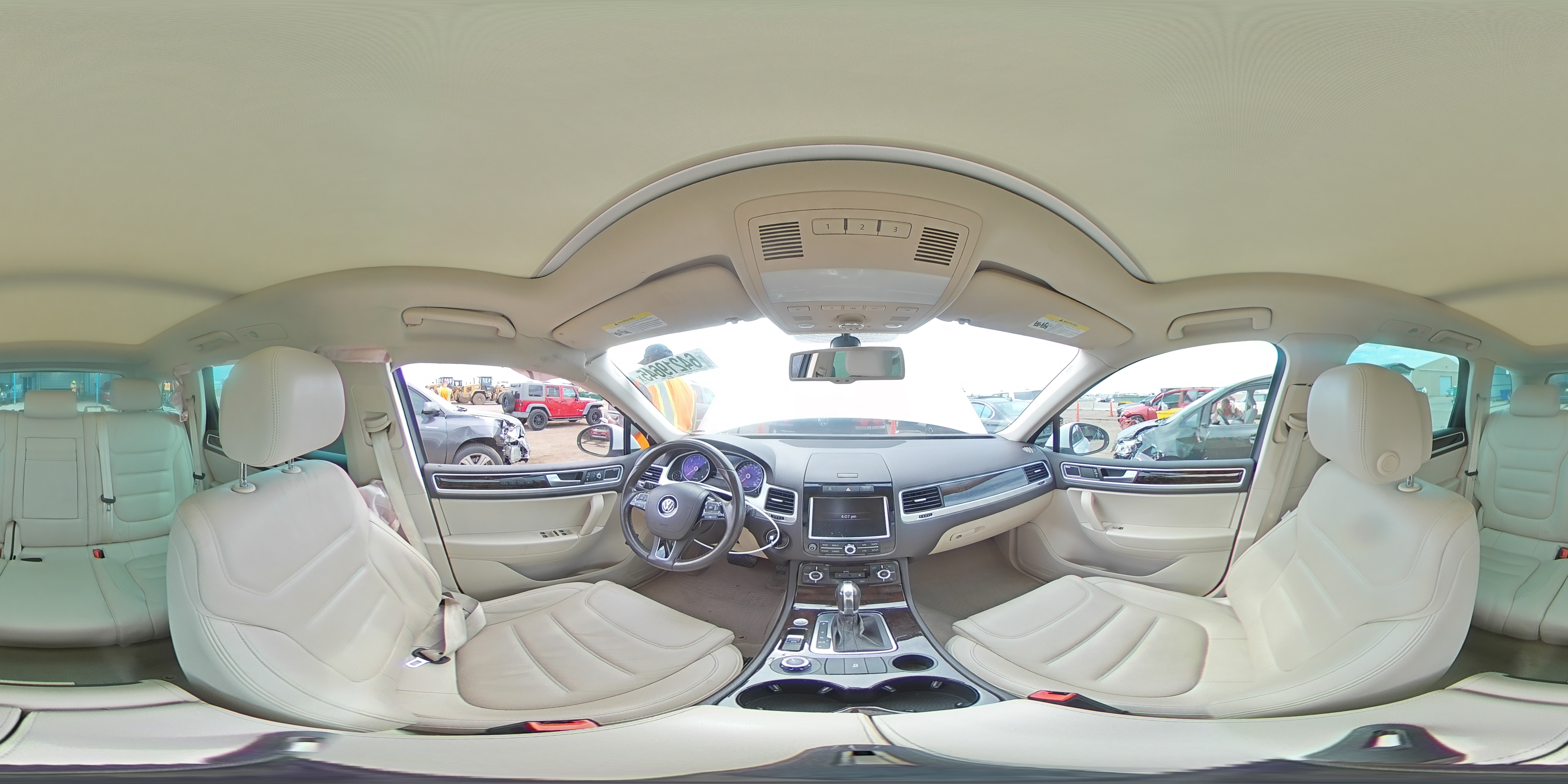 2013 Volkswagen Touareg V6 Tdi VIN: WVGEP9BP1DD012104 Lot: 64219645