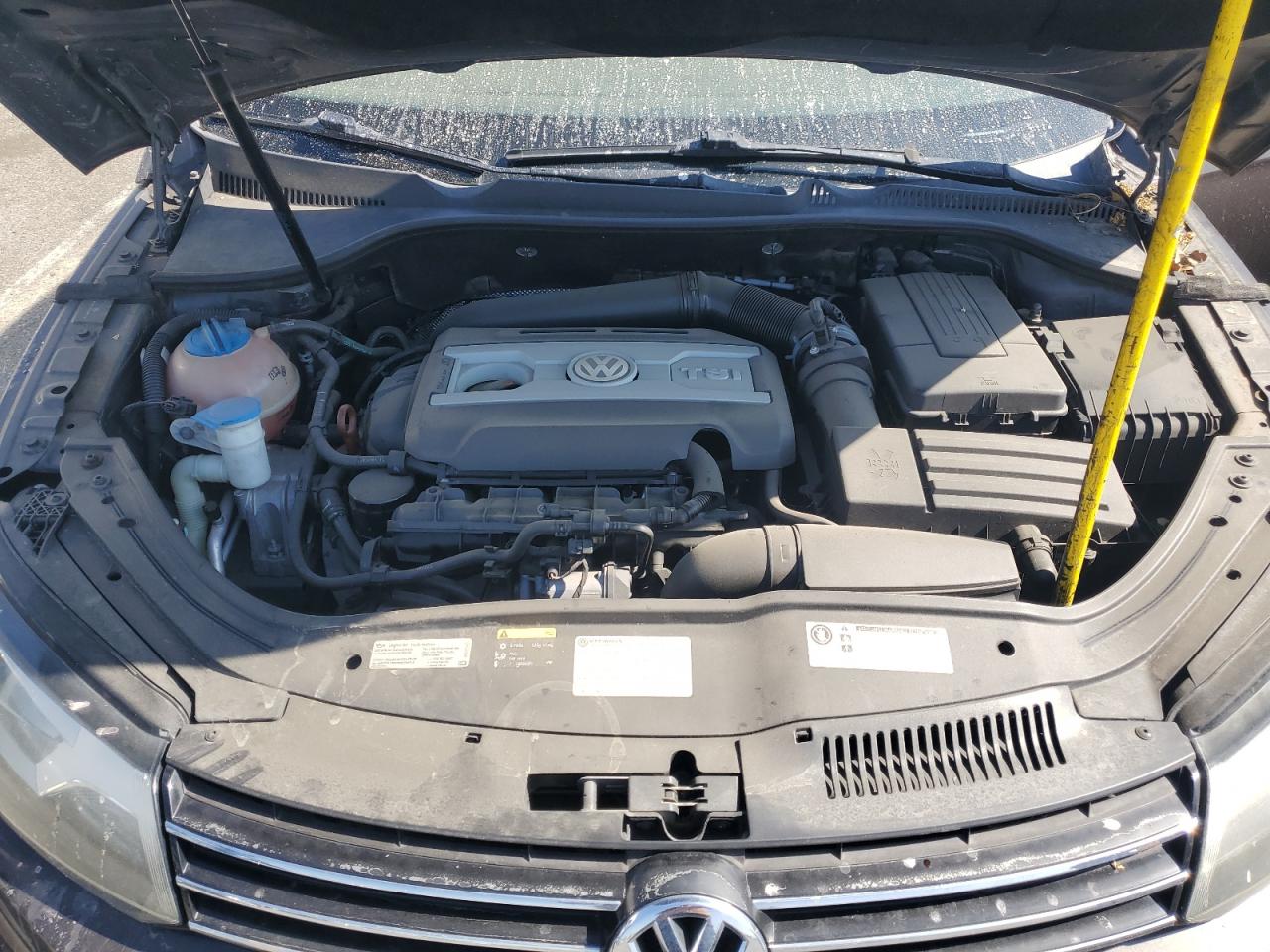 2013 Volkswagen Eos Komfort VIN: WVWBW8AHXDV007086 Lot: 64013695