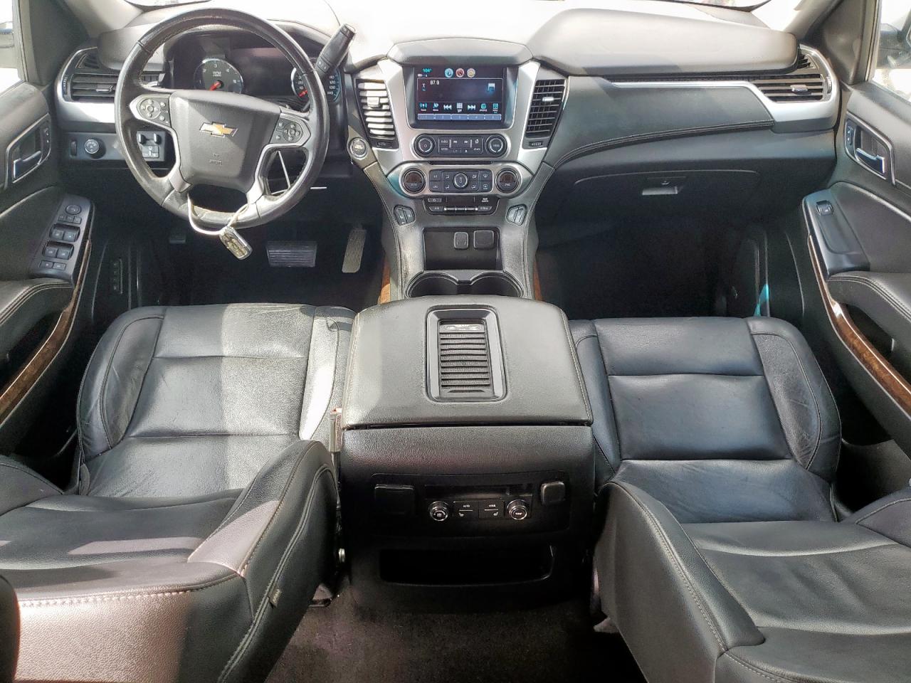 2017 Chevrolet Suburban C1500 Lt VIN: 1GNSCHKC5HR403007 Lot: 64304975