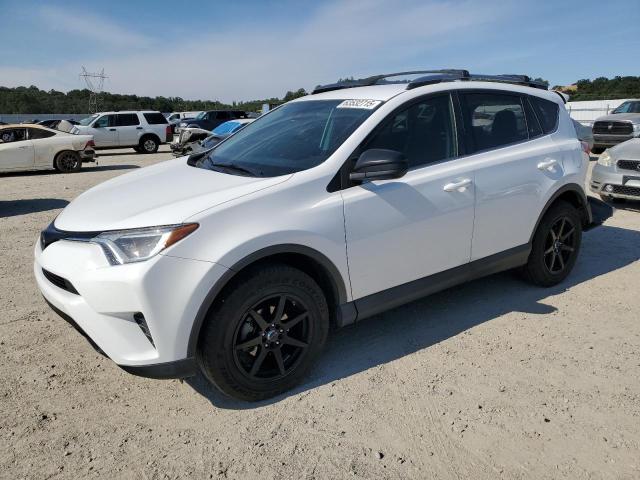  TOYOTA RAV4 2017 White