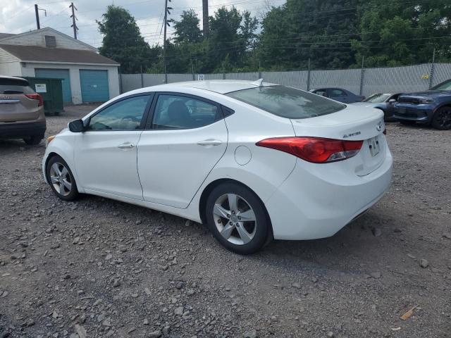 Седаны HYUNDAI ELANTRA 2013 Белы