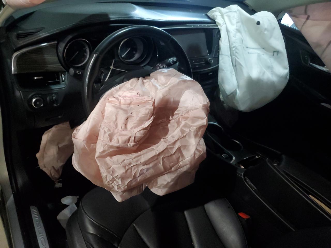 2019 Buick Envision Essence VIN: LRBFX2SA0KD001148 Lot: 65730415