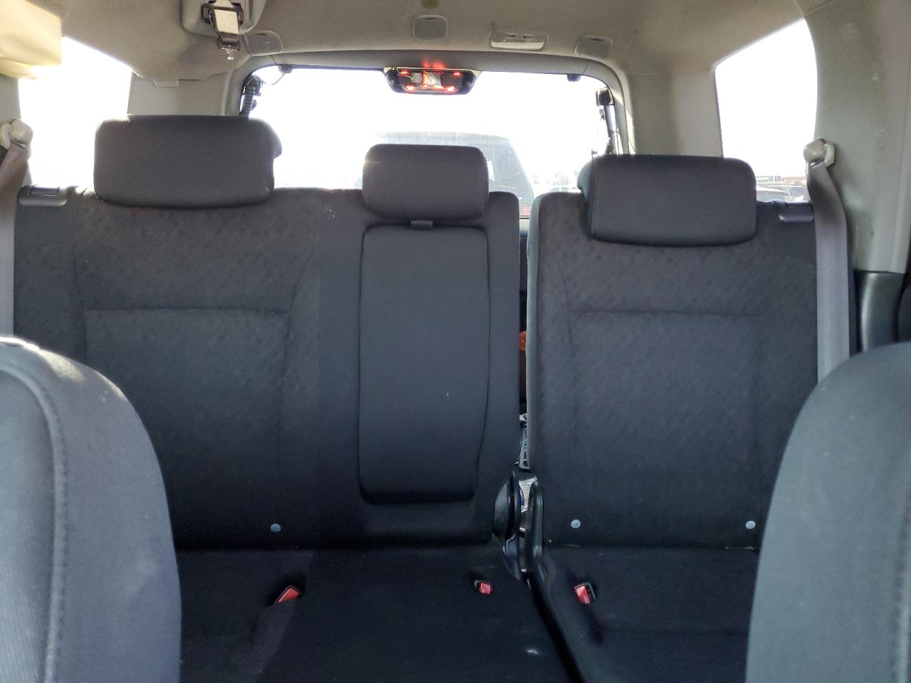2005 Honda Cr-V Lx VIN: JHLRD68505C000023 Lot: 64843185