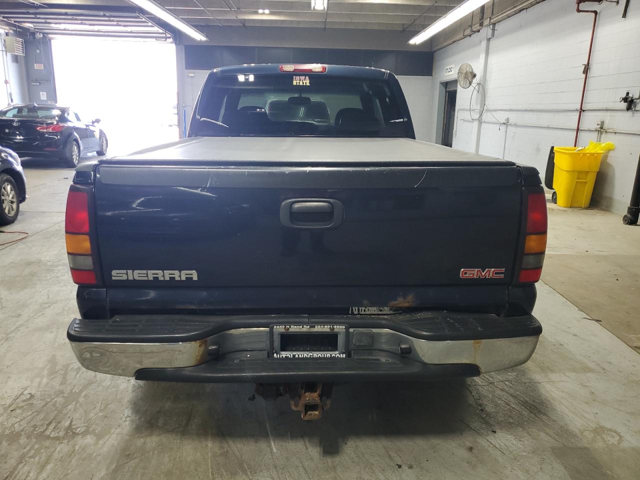 2005 GMC New Sierra C1500 VIN: 1GTEC19T85Z253120 Lot: 64520625