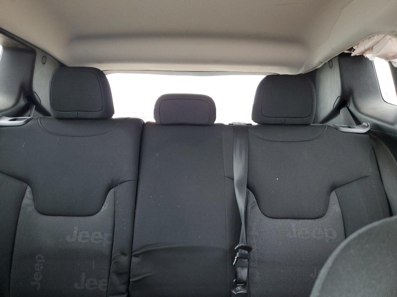 zaccjbbt4gpd12873 ZACCJBBT4GPD12873 2016 Jeep Renegade Latitude