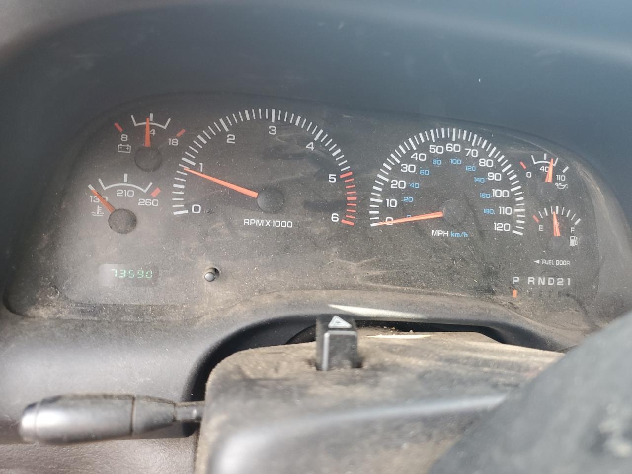 2000 Dodge Ram 1500 VIN: 1B7HF13Z3YJ115182 Lot: 64382325