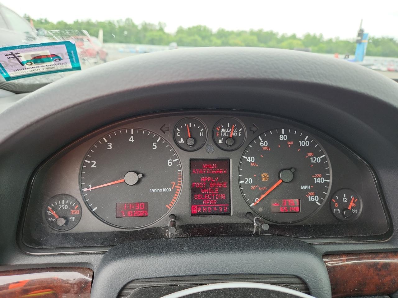 2001 Audi A4 2.8 Quattro VIN: WAUDH68DX1A003002 Lot: 64171505