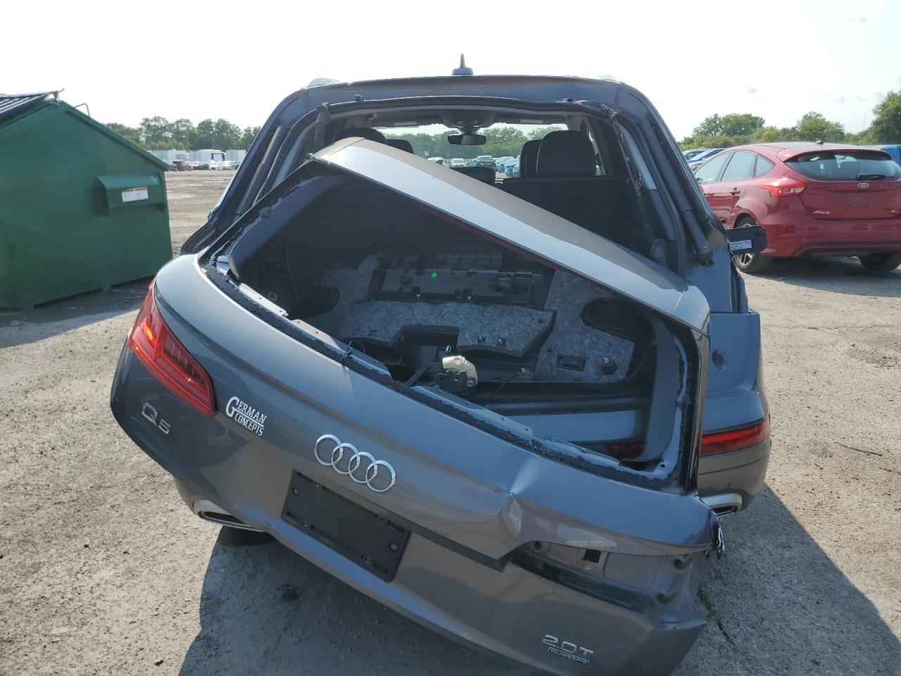 2018 Audi Q5 Premium VIN: WA1ANAFY6J2096967 Lot: 66810135