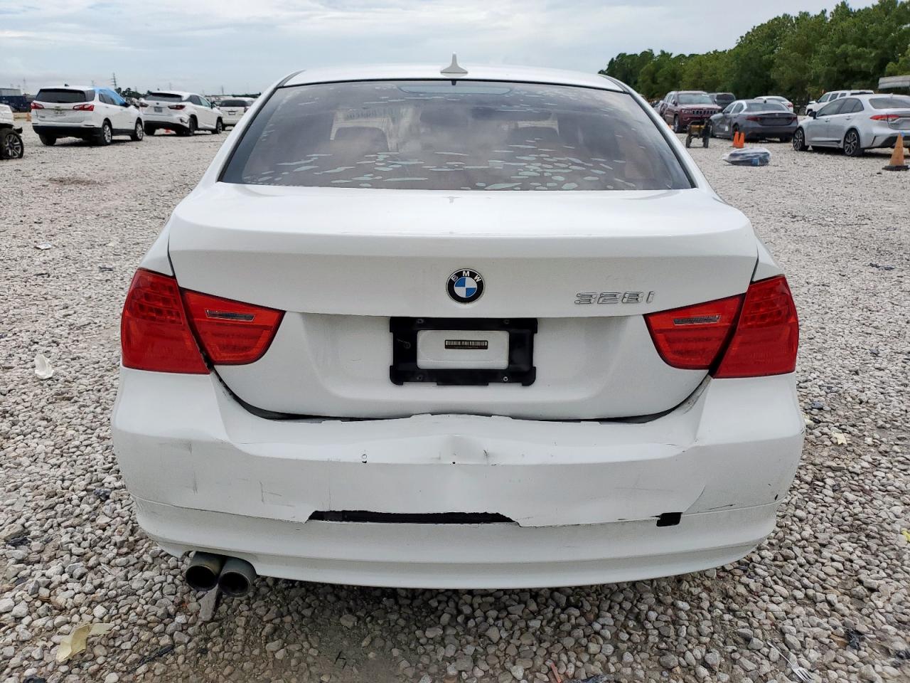 2011 BMW 328 I VIN: WBAPH7C5XBE677048 Lot: 64285325