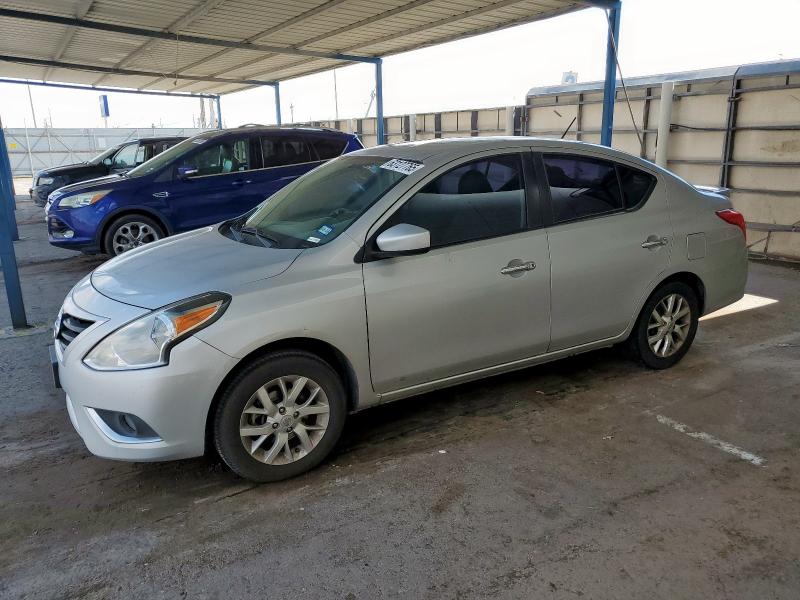  NISSAN VERSA 2018 Silver