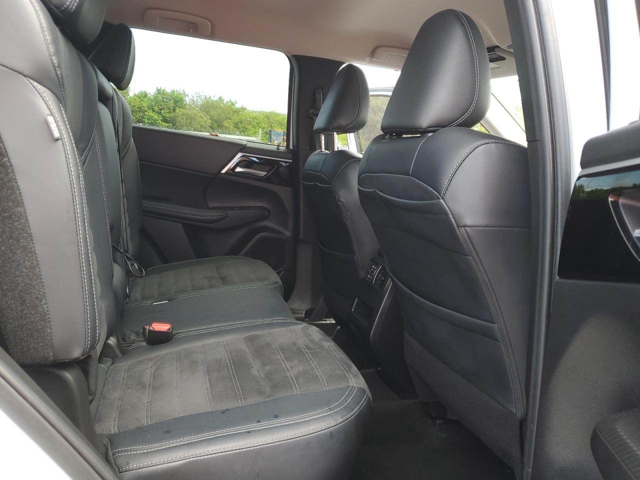 2024 Mitsubishi Outlander Se VIN: JA4J3VA81RZ019155 Lot: 64660375