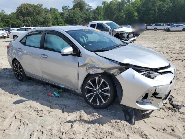  TOYOTA COROLLA 2017 Серебристый