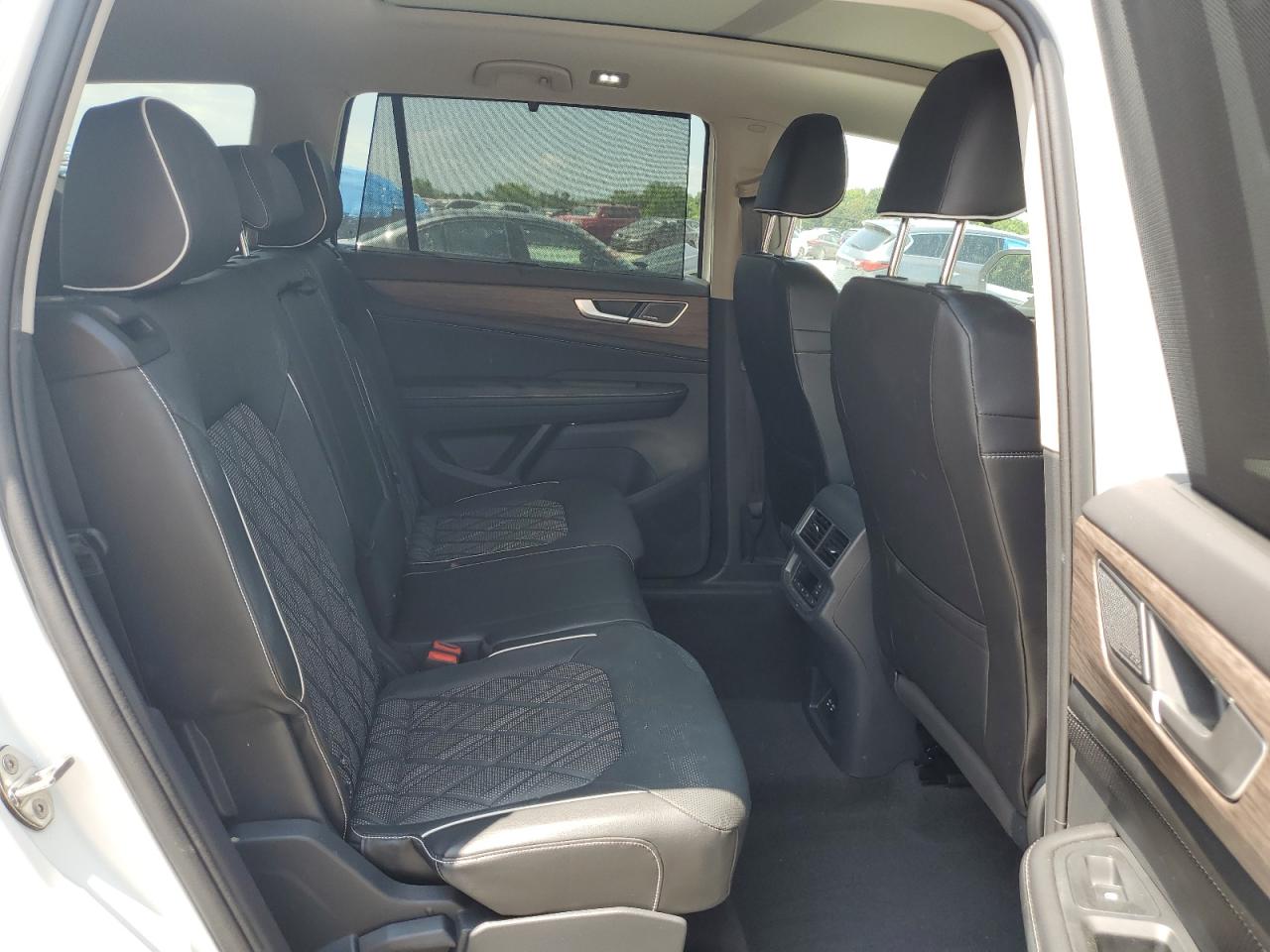 2024 Volkswagen Atlas Sel Premium R-Line VIN: 1V2FR2CA5RC582039 Lot: 66182165