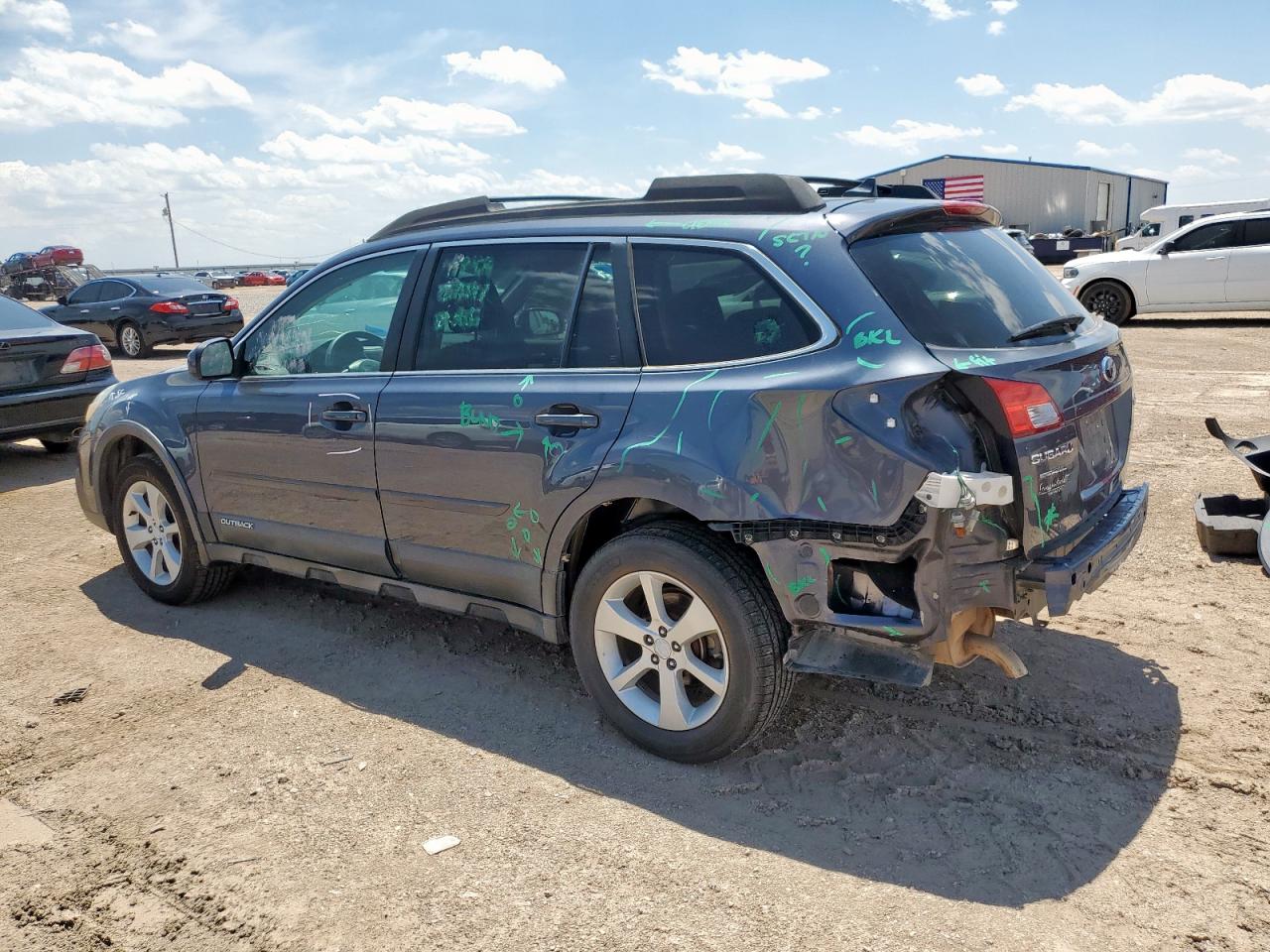 2014 Subaru Outback 2.5I Premium VIN: 4S4BRCCC7E3292625 Lot: 64404895