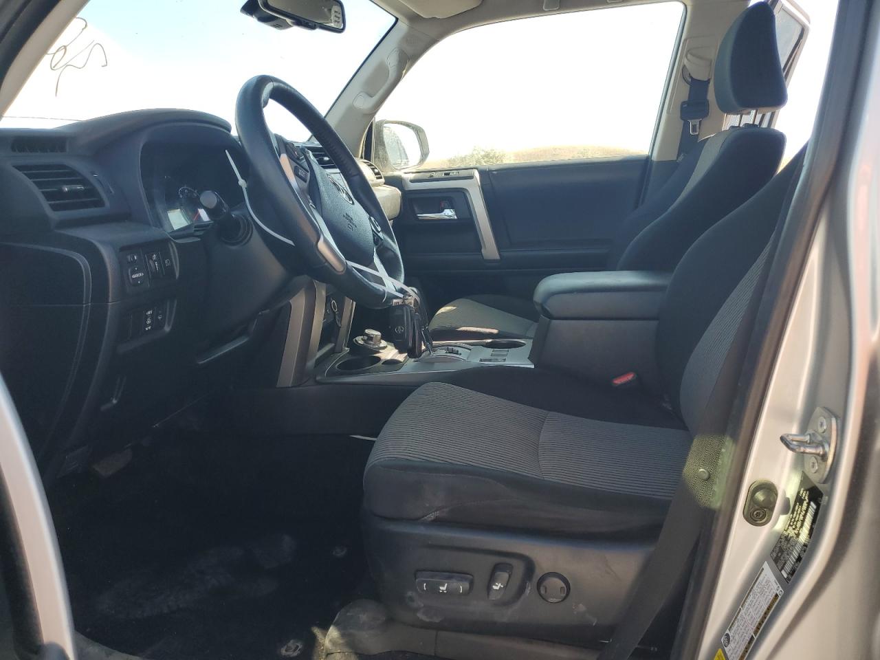 2022 Toyota 4Runner Sr5/Sr5 Premium VIN: JTEMU5JR1N6019902 Lot: 65059675