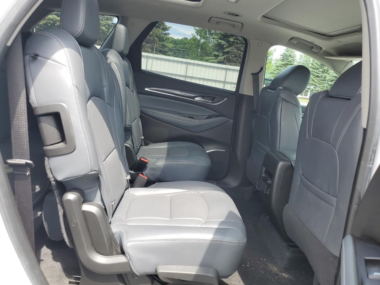 2018 Buick Enclave Premium VIN: 5GAEVBKW5JJ167262 Lot: 63738465