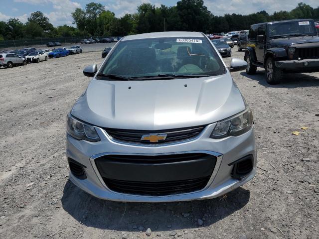 Sedans CHEVROLET SONIC 2017 Silver
