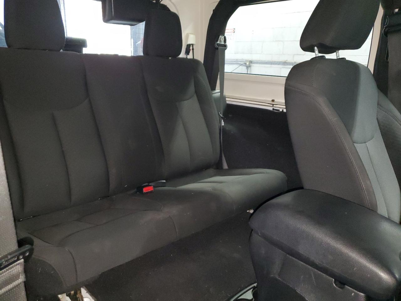 2015 Jeep Wrangler Sport VIN: 1C4AJWAG5FL668772 Lot: 63392345