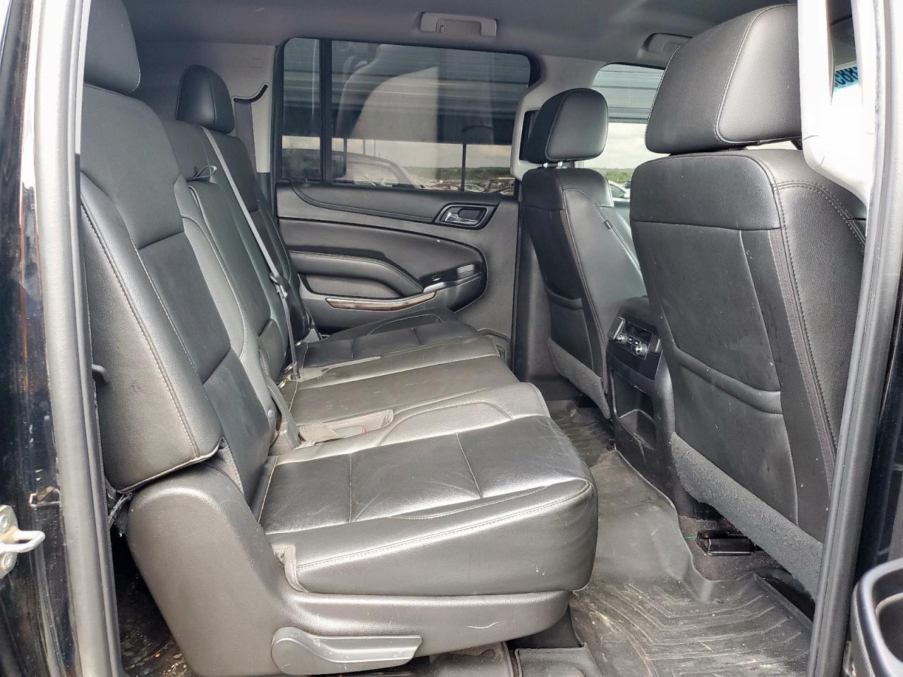 2019 Chevrolet Suburban K1500 Lt VIN: 1GNSKHKC7KR108291 Lot: 64788535