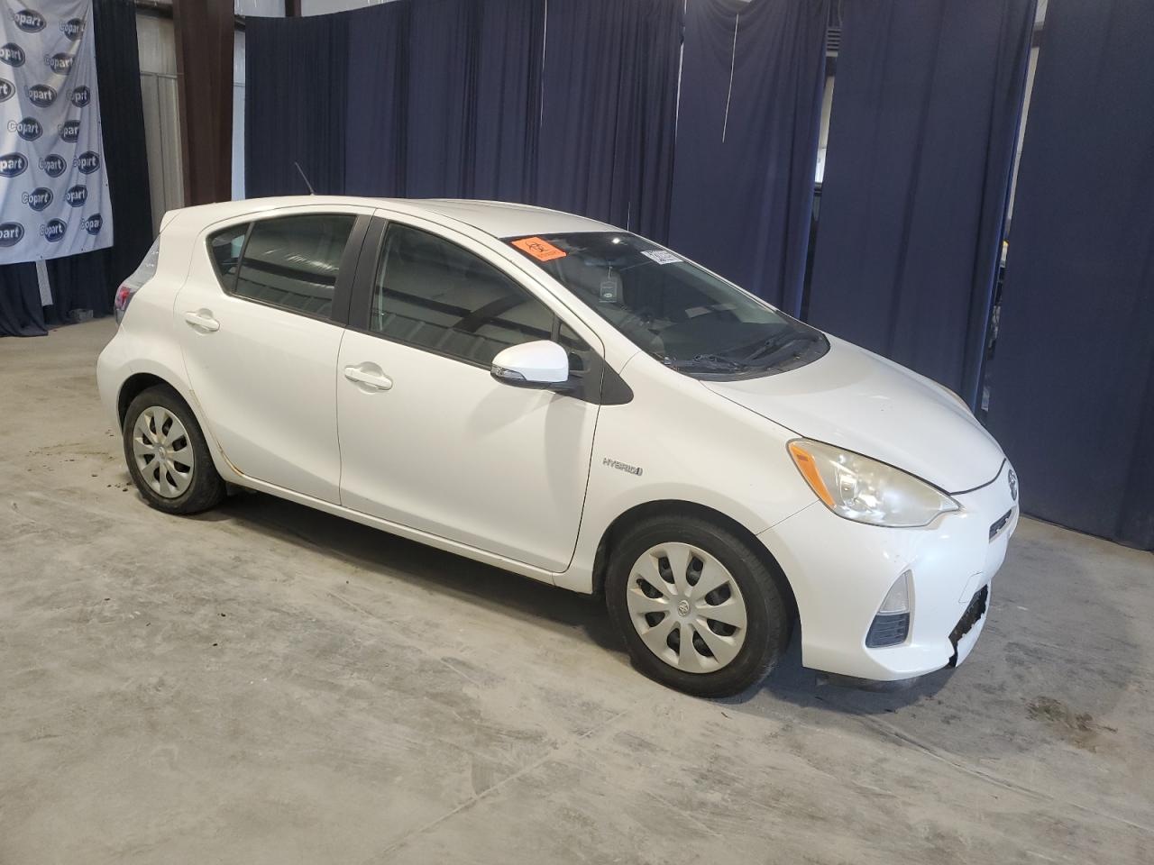 2013 Toyota Prius C VIN: JTDKDTB36D1541740 Lot: 64189695
