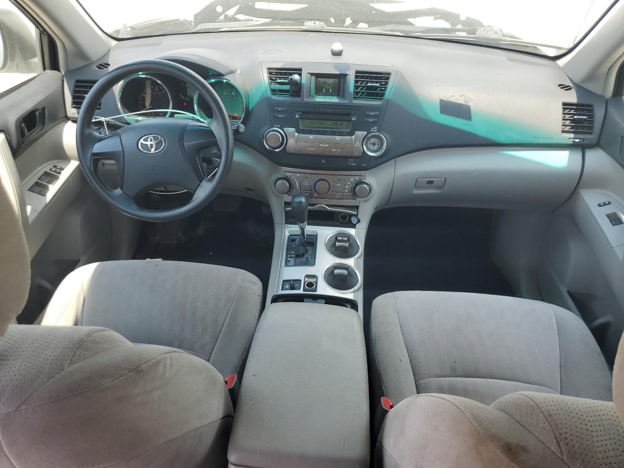 2012 Toyota Highlander Base VIN: 5TDBK3EH2CS135002 Lot: 64485105