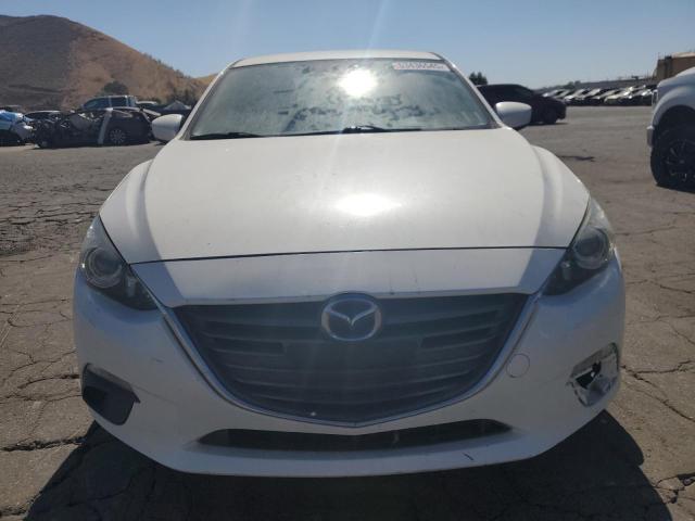  MAZDA 3 2015 White