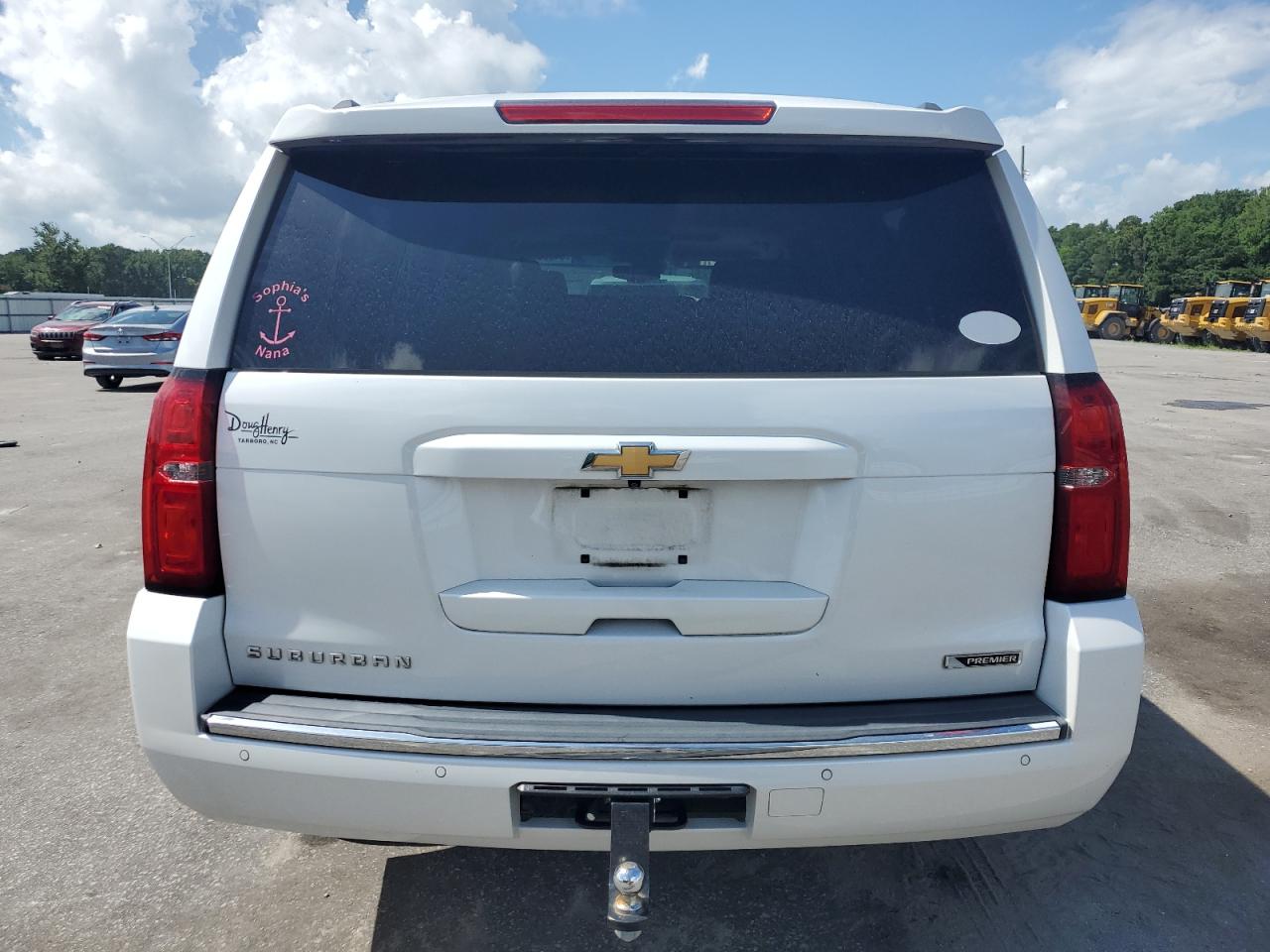 2017 Chevrolet Suburban K1500 Premier VIN: 1GNSKJKC0HR192602 Lot: 64086845