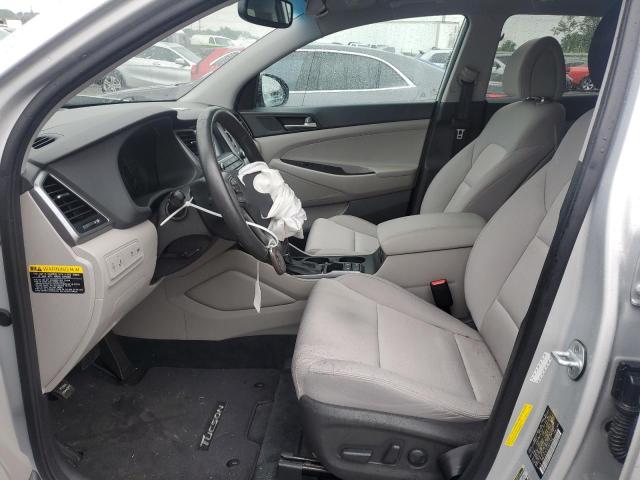  HYUNDAI TUCSON 2018 Srebrny