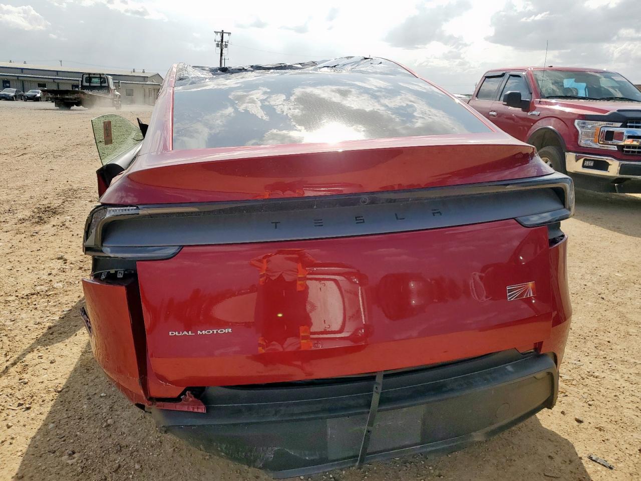 2026 Tesla Model Y VIN: 7SAYGDEE2TA382936 Lot: 64995855