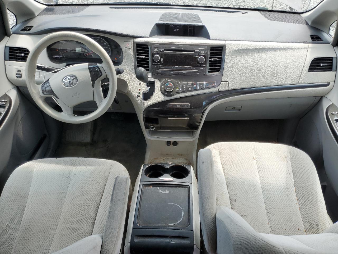 2014 Toyota Sienna Le VIN: 5TDKK3DC3ES445359 Lot: 63214055