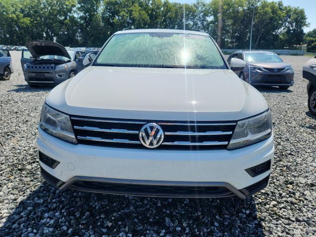  VOLKSWAGEN TIGUAN 2021 Белы