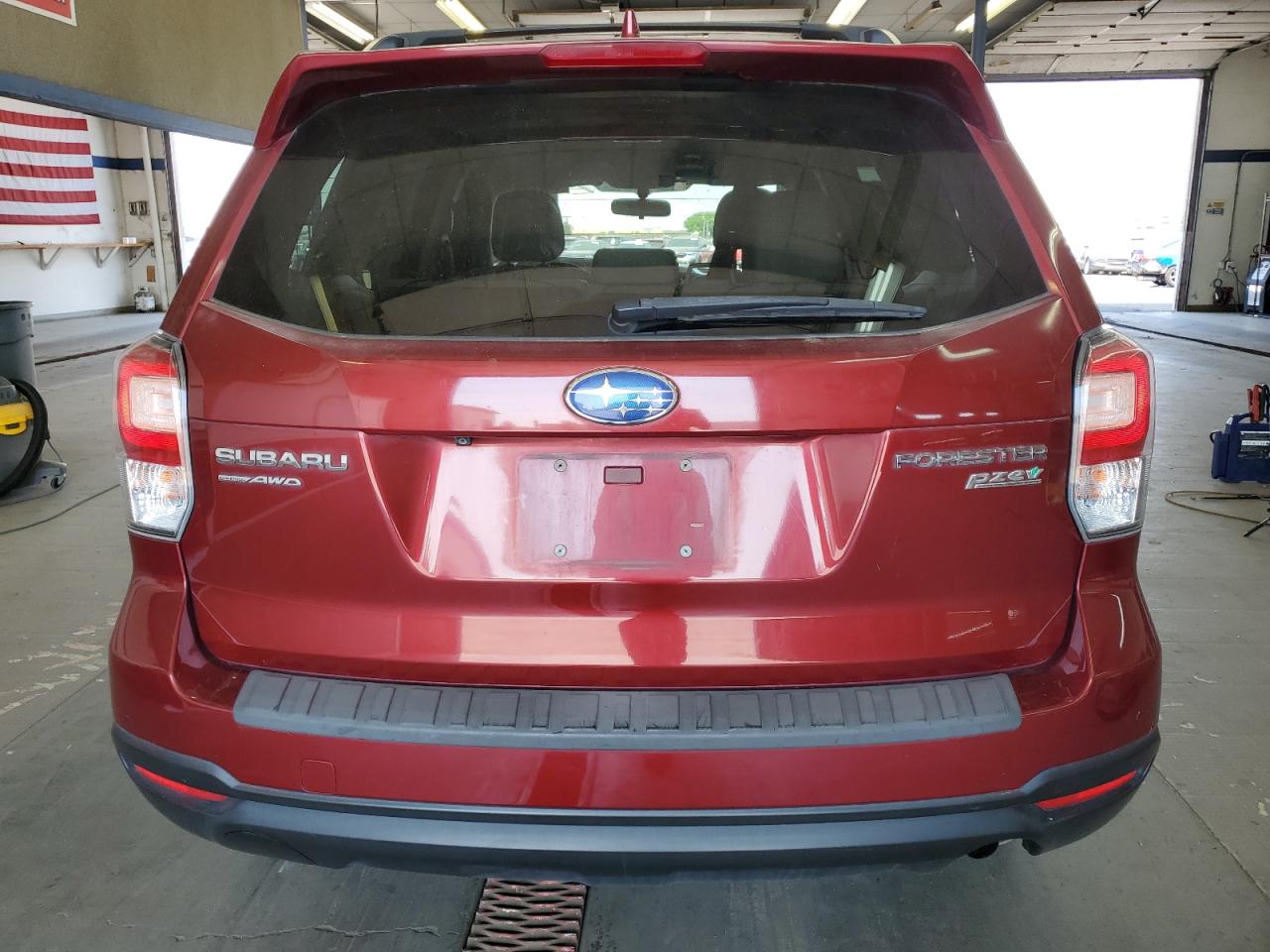 2017 Subaru Forester 2.5I Premium VIN: JF2SJAEC5HH513404 Lot: 64784925