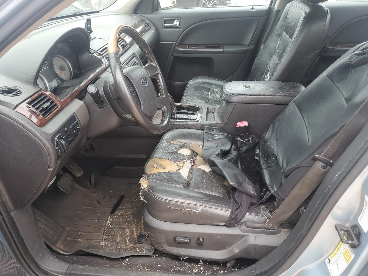 2008 Ford Taurus Limited VIN: 1FAHP25W28G130460 Lot: 64331435