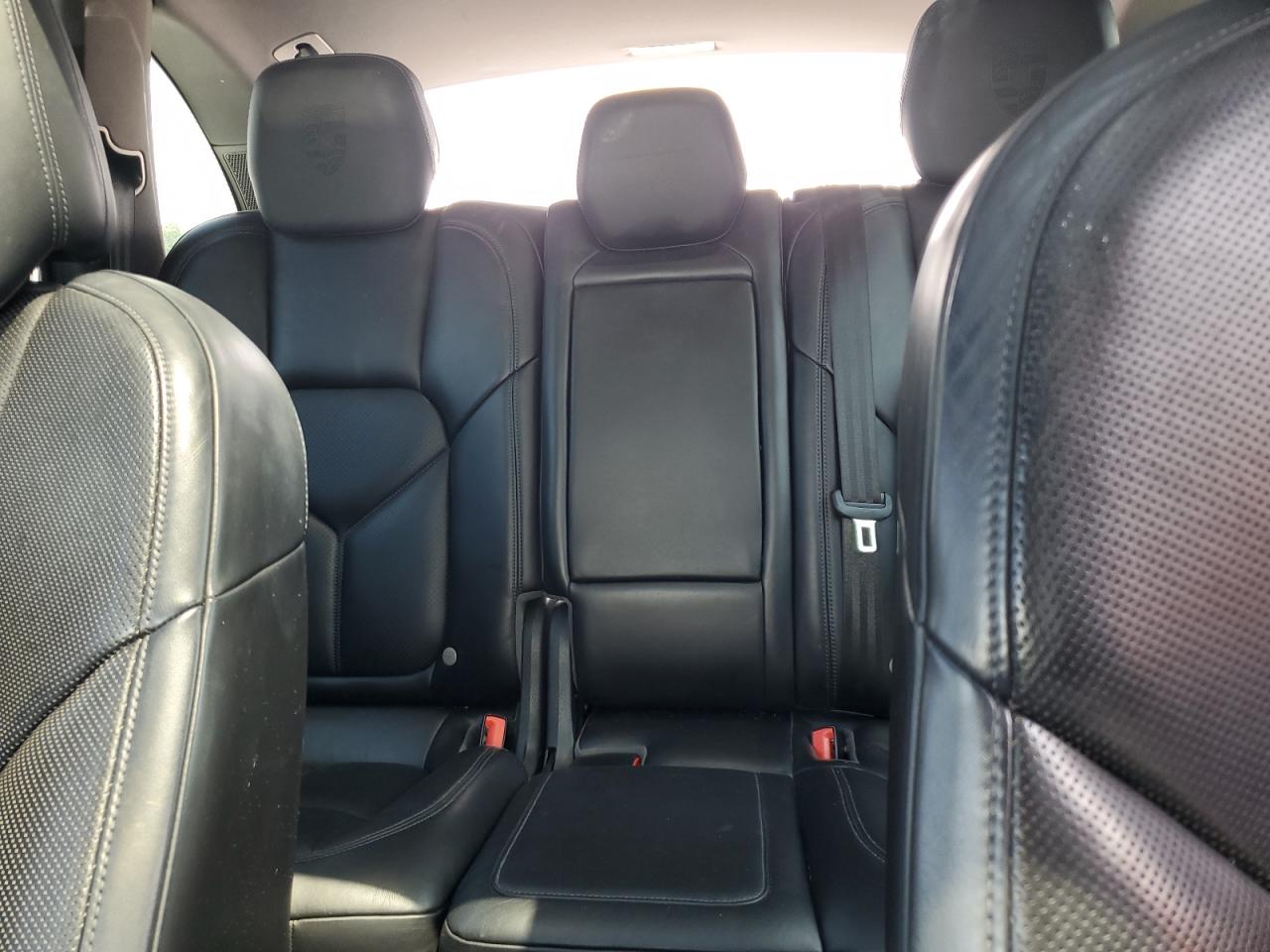 2017 Porsche Cayenne VIN: WP1AA2A29HKA83455 Lot: 64607695