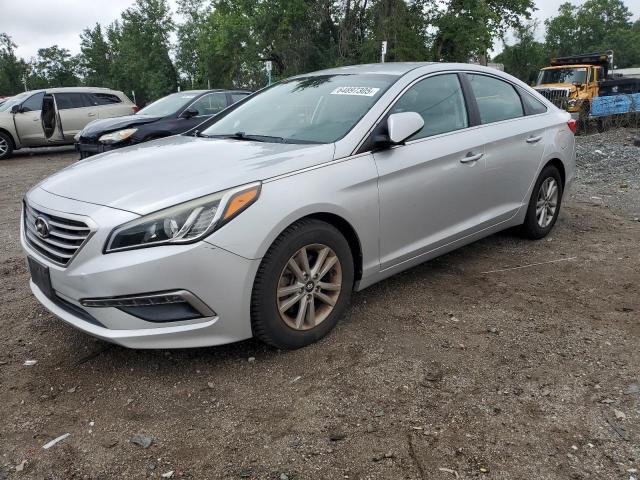 Sedans HYUNDAI SONATA 2015 Srebrny