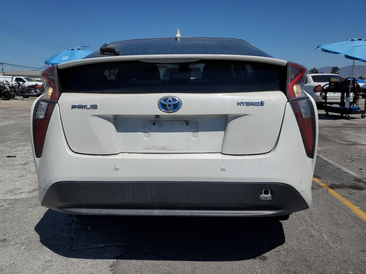 2018 Toyota Prius VIN: JTDKBRFU8J3059671 Lot: 64295825