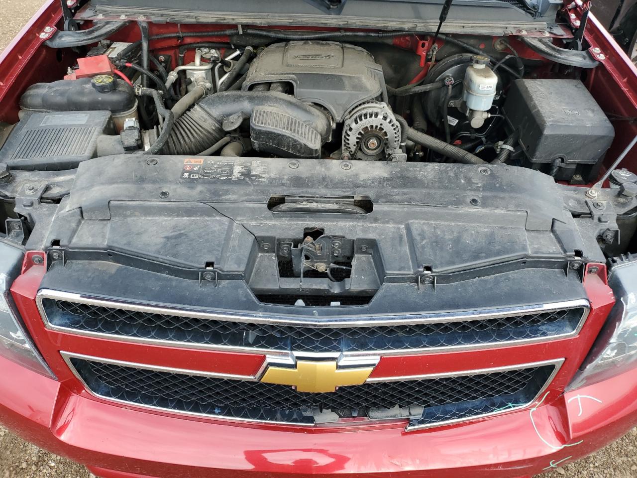2013 Chevrolet Suburban K1500 Lt VIN: 1GNSKJE7XDR322992 Lot: 64729035
