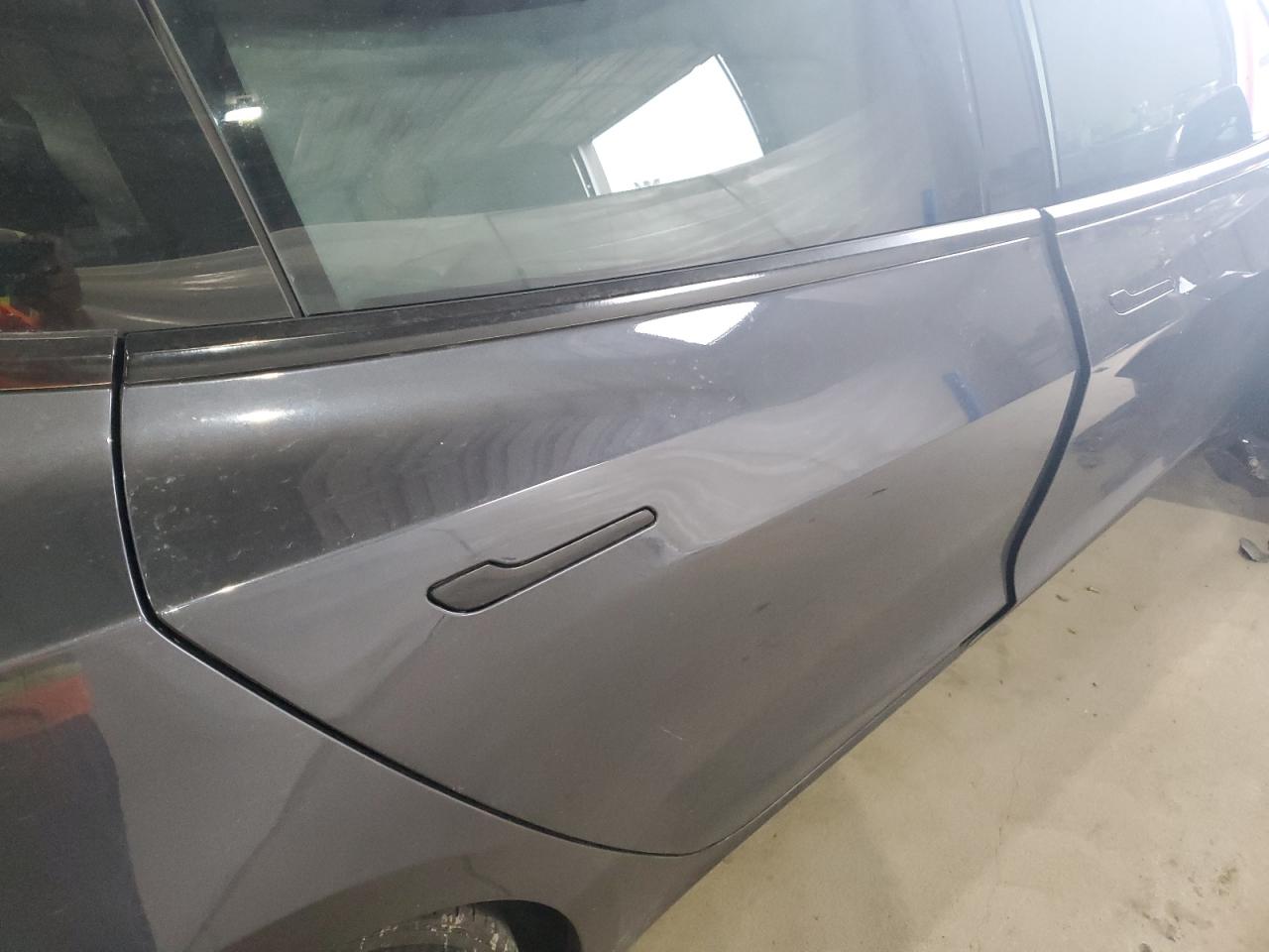 2018 Tesla Model 3 VIN: 5YJ3E1EB0JF119457 Lot: 63880195