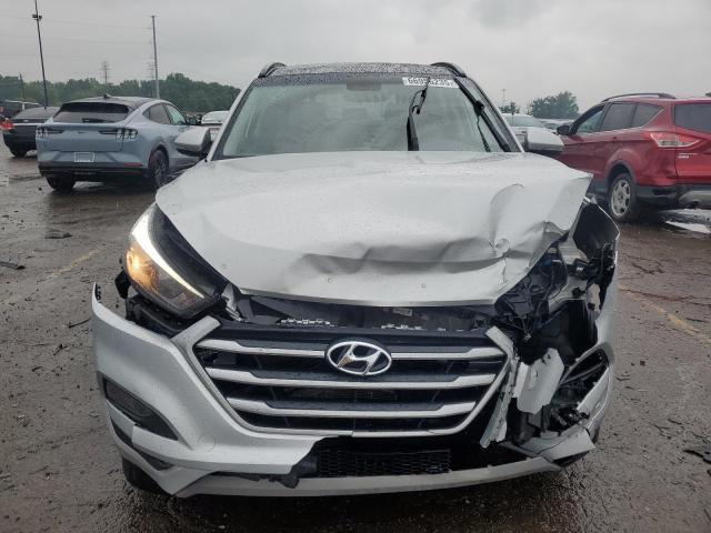  HYUNDAI TUCSON 2018 Srebrny