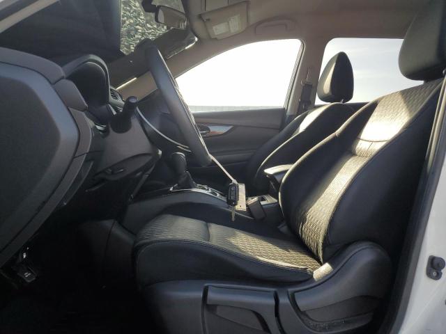  NISSAN ROGUE 2017 White