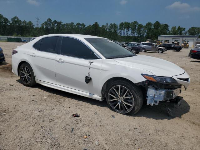  TOYOTA CAMRY 2023 Белы