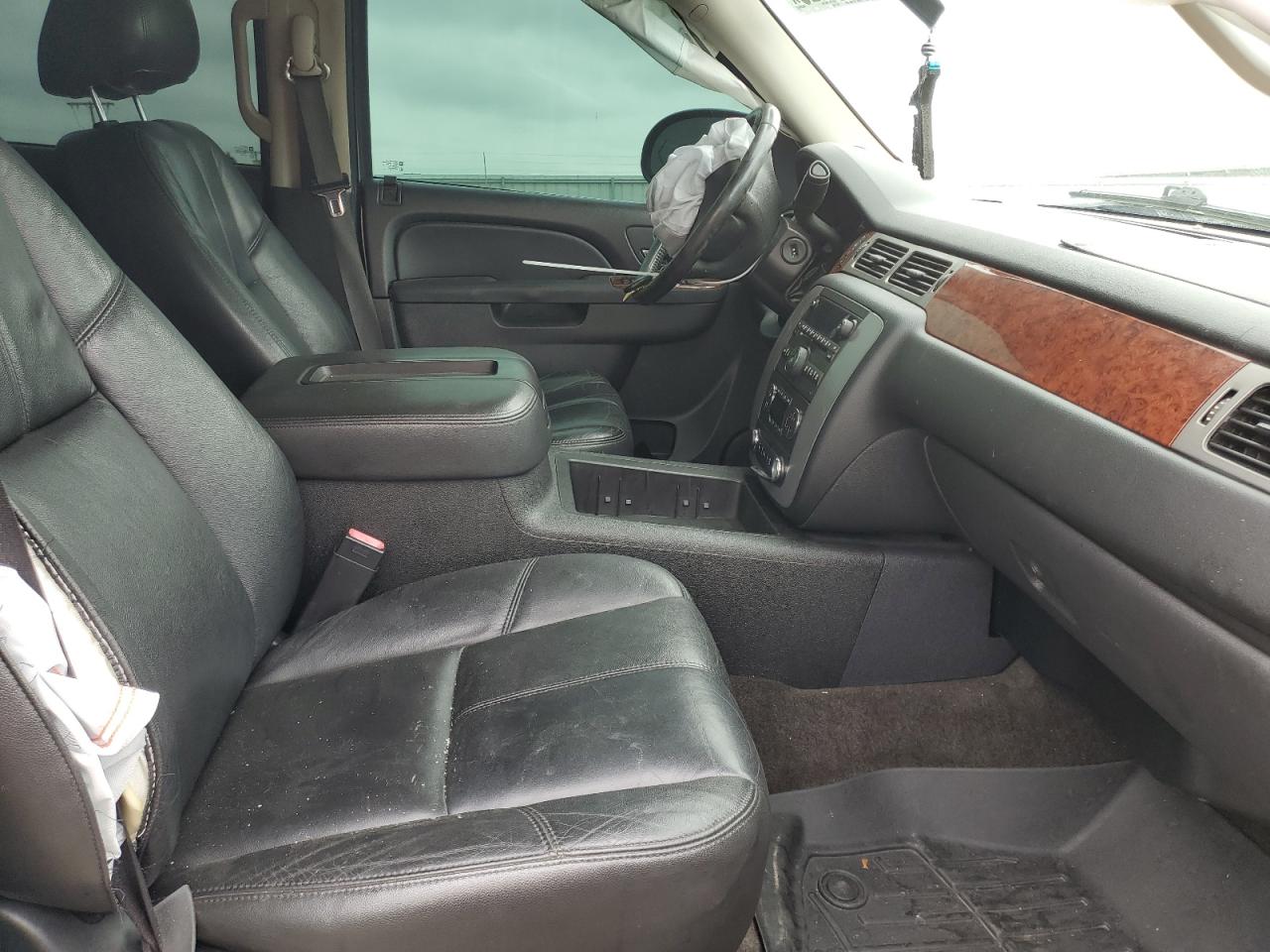 2013 GMC Yukon Xl K1500 Slt VIN: 1GKS2KE76DR133243 Lot: 65180225