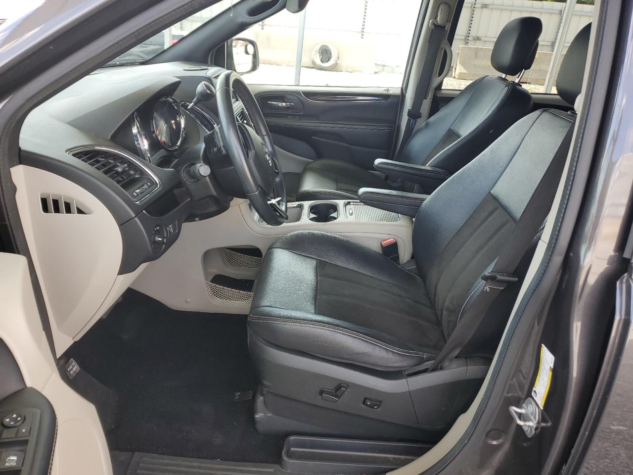 2019 Dodge Grand Caravan Sxt VIN: 2C4RDGCG6KR544802 Lot: 65638185